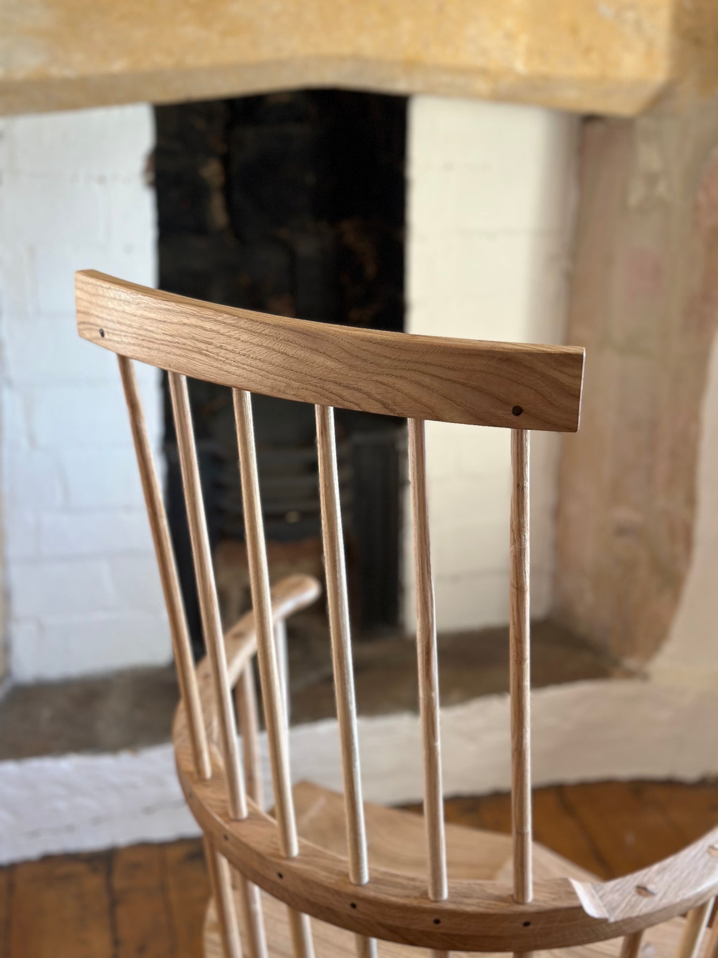 Stick Chair 6 stick comb-back